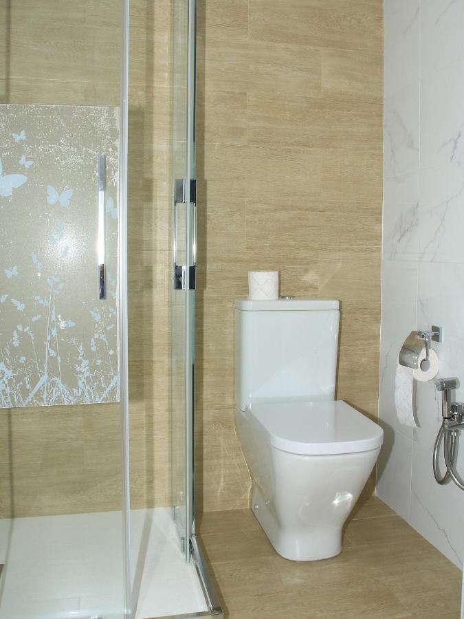 Apartamento R Y C Αβιλές Εξωτερικό φωτογραφία