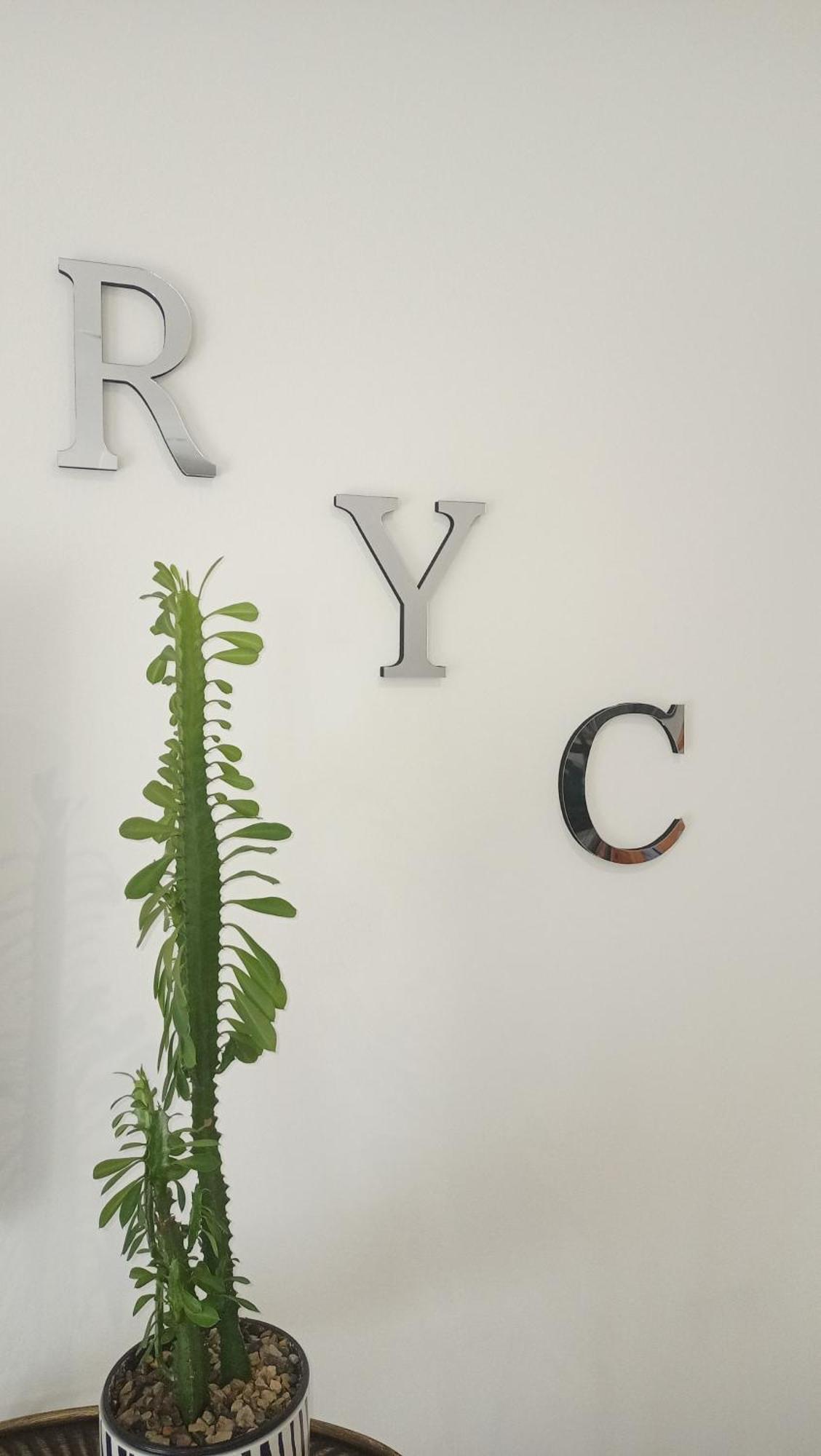 Apartamento R Y C Αβιλές Εξωτερικό φωτογραφία